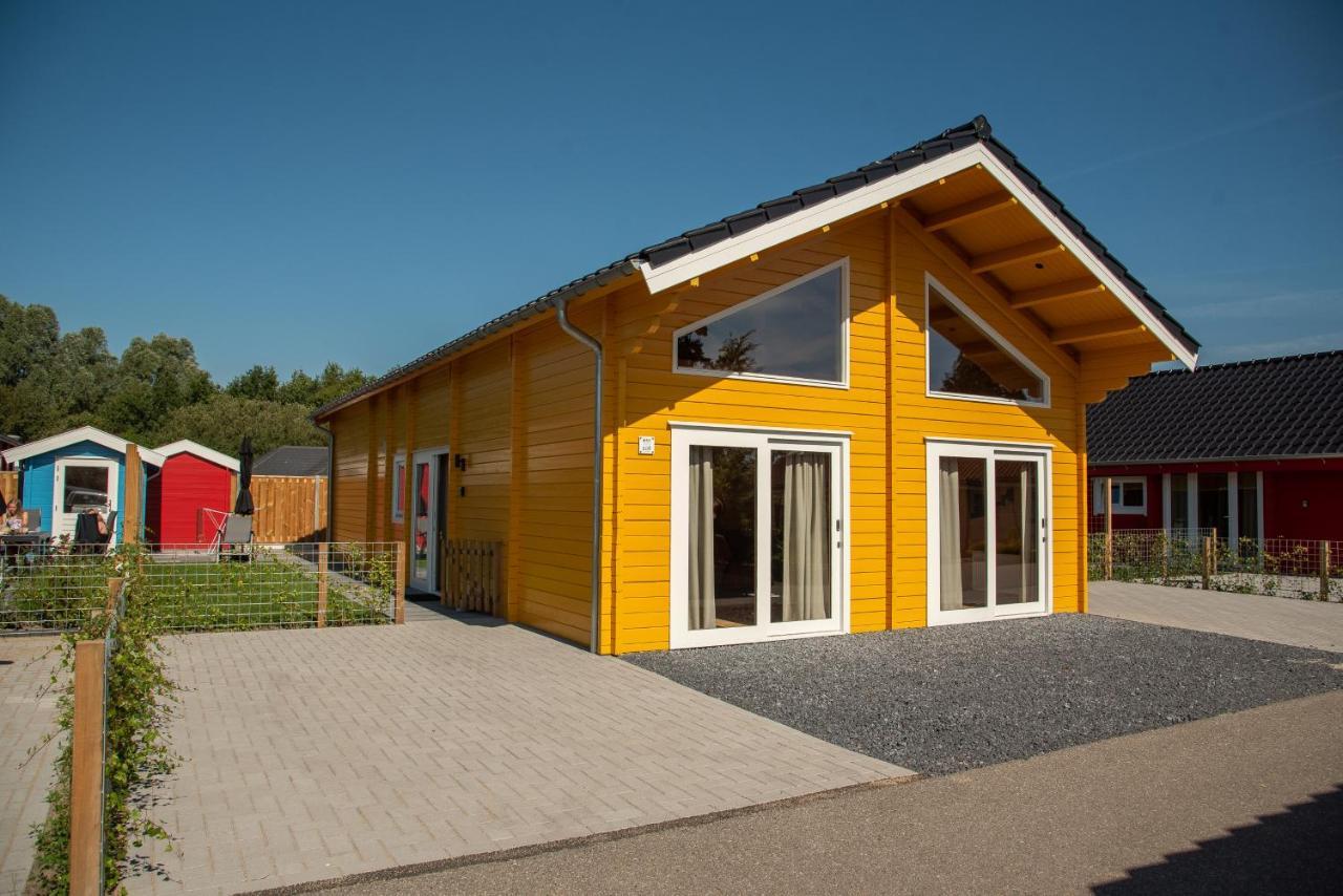 Luxe Chalets In Zeeland Aan De Kust 圣安娜兰 外观 照片