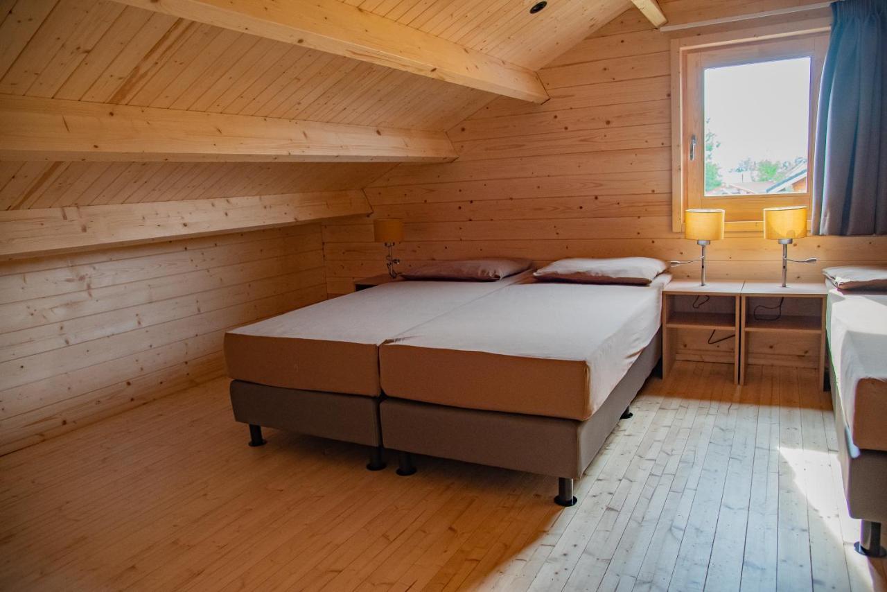 Luxe Chalets In Zeeland Aan De Kust 圣安娜兰 外观 照片