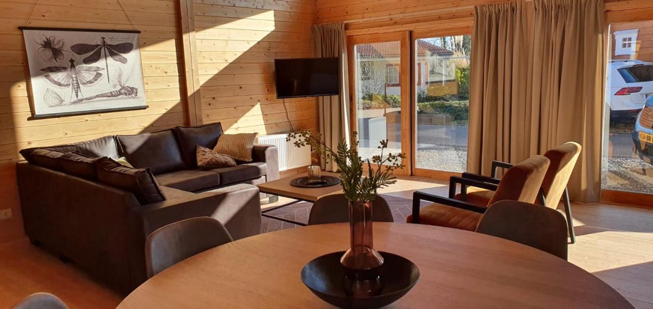 Luxe Chalets In Zeeland Aan De Kust 圣安娜兰 外观 照片